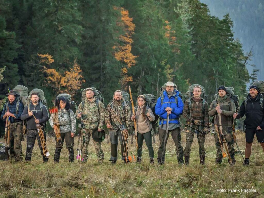 Die 10 Teilnehmer der ersten deutschen Staffel von Alone - Überlebe die Wildnis